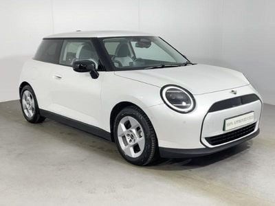 Used Mini Cooper Hatch 133 kW (181 HP) 2024 White Hatchback