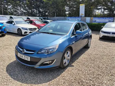 Used Vauxhall Astra SRi 115 HP (84 kW) 2014 Blue Hatchback