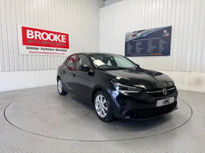 Second-hand Vauxhall Corsa 75 CP (55 kW) 2021 Negru Hatchback