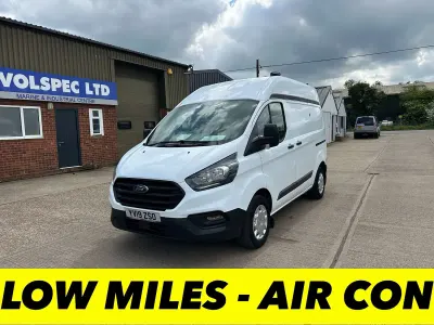 Used Ford Transit Custom 105 HP (77 kW) 2019 White Van