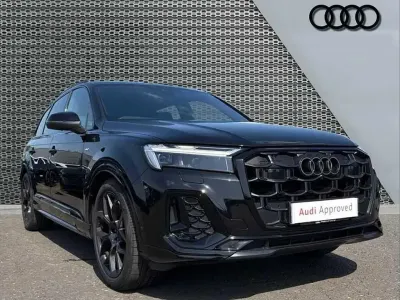Used Audi Q7 Black Edition 228 HP (167 kW) 2025 Black SUV