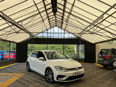 Used VW Golf VII R-line 150 HP (110 kW) 2018 White Hatchback