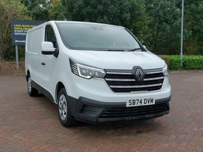 White Used 2024 Renault Trafic MPV | £20,998 (A bit pricey)