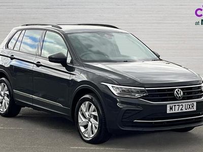 Używany VW Tiguan Life 150 KM (110 kW) 2022 Szary SUV