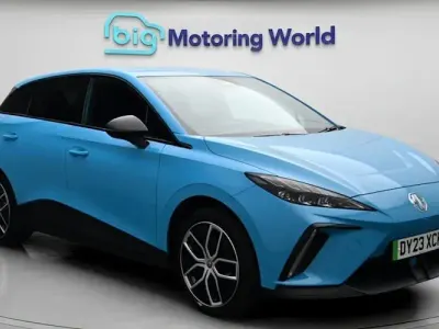 Used MG MG4 EV Trophy 150 kW (204 HP) 2023 Blue Hatchback