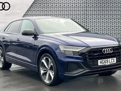 Used Audi Q8 Comfort 286 HP (210 kW) 2020 Blue SUV