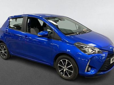 Used Toyota Yaris 111 HP (81 kW) 2019 Blue Hatchback