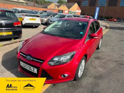 Used Ford Focus Titanium 125 HP (91 kW) 2013 Red