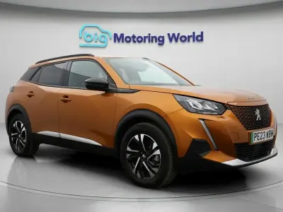 Used Peugeot e-2008 Allure+ 100 kW (136 HP) 2023 Orange SUV