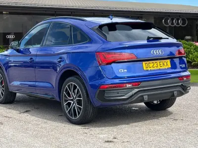 Used Audi Q5 Comfort 204 HP (150 kW) 2023 Blue SUV