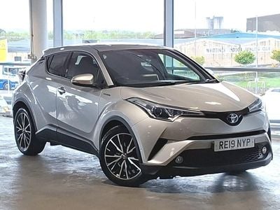 Second-hand Toyota C-HR 122 CP (89 kW) 2019 Argintiu SUV