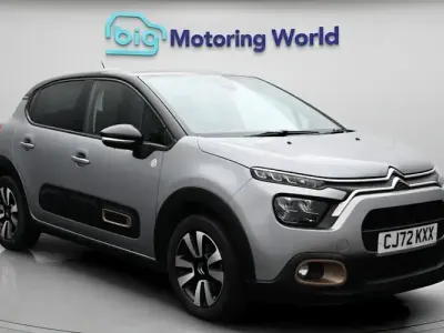 Usado Citroën C3 PureTech 83 HP (61 kW) 2023 Cinzento Citadino