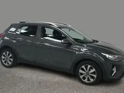 Usado Kia Stonic 101 CV (74 kW) 2024 SUV