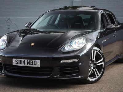 Used Porsche Panamera 300 HP (220 kW) 2014 Black Hatchback