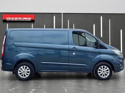 Used Ford Transit Custom Limited 130 HP (95 kW) 2018 Blue Van