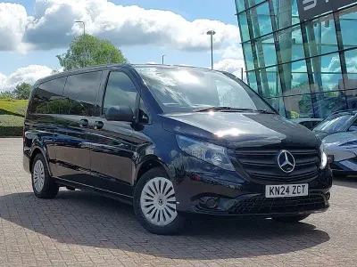 Usado Mercedes Vito 2024 Preto Van