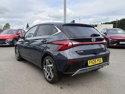 Used Hyundai i20 Premium 100 HP (73 kW) 2025 Aurora grey Hatchback