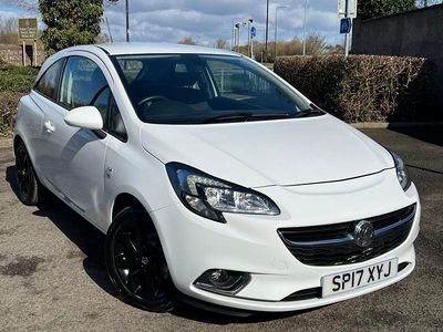 Used Vauxhall Corsa SRi 75 HP (55 kW) 2017 Summit white Hatchback