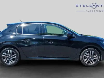 Used Peugeot 208 Allure+ 99 HP (72 kW) 2022 Black Hatchback