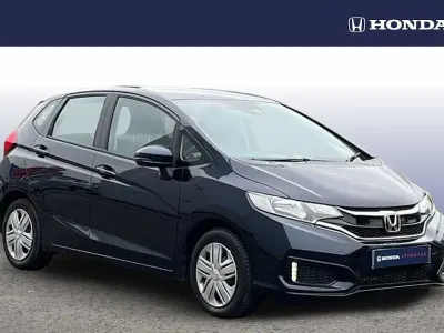Używany Honda Jazz S 102 KM (75 kW) 2019 Niebieski Hatchback
