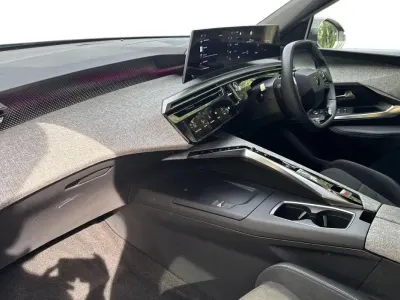 Used Peugeot e-3008