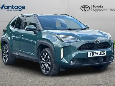 Used Toyota Yaris Cross Design 128 HP (94 kW) 2026 Green SUV