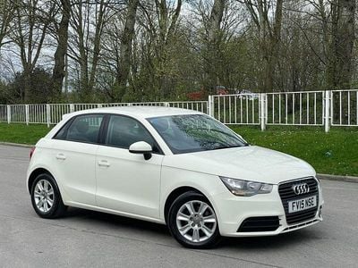 Used Audi A1 Comfort 116 HP (85 kW) 2015 White Hatchback