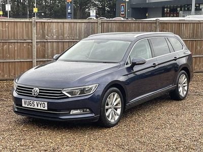 Blue Used 2015 VW Passat Business Estate | £9,600 (Good price)