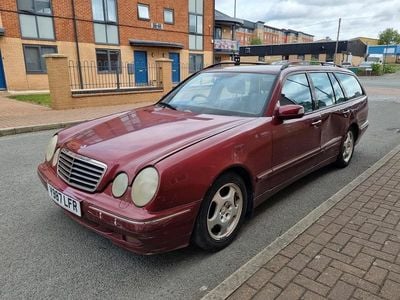 Red Used 2001 Mercedes E280 Avantgarde Estate | £1,000
