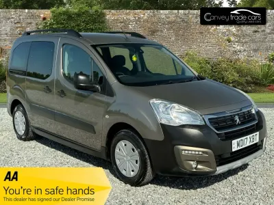 Used Peugeot TePee Outdoor 100 HP (73 kW) 2017 Bronze