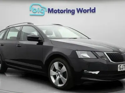 Used Skoda Octavia SE Drive 150 HP (110 kW) 2020 Black Estate