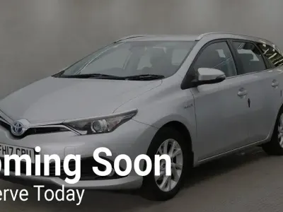 Used Toyota Auris Hybrid 2017 Silver Estate