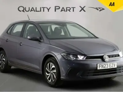 Begagnad VW Polo Life 95 HK (69 kW) 2023 Grå Halvkombi
