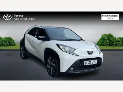 Used Toyota Aygo X 72 HP (52 kW) 2023 White SUV