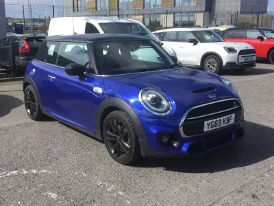 Begagnad Mini Cooper S Hatch 189 HK (139 kW) 2019 Blå Halvkombi