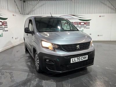 Used Peugeot Partner 100 HP (73 kW) 2021 Grey MPV