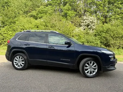 Usado Jeep Cherokee Limited 200 CV (147 kW) 2016 Azul SUV