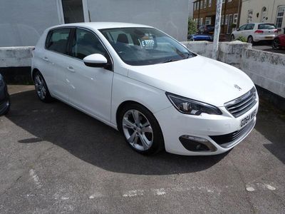 Used Peugeot 308 Allure 2015 White Hatchback