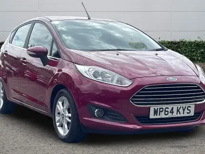 Usado Ford Fiesta Zetec 101 HP (74 kW) 2017 Citadino