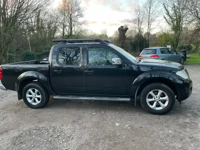 Usado Nissan Navara Tekna 2011 Negro Pickup/Camioneta