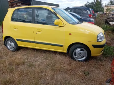 Used Hyundai Atos 59 HP (43 kW) 2007 Yellow Hatchback