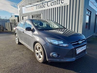 Used Ford Focus Zetec 125 HP (91 kW) 2013 Grey Hatchback