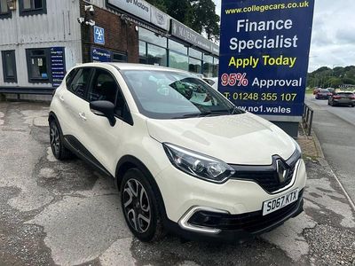 Usado Renault Captur Dynamique 90 HP (66 kW) 2017 Branco SUV