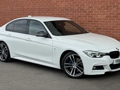 Usado BMW 320 M Sport 190 CV (139 kW) 2018 Blanco Berlina