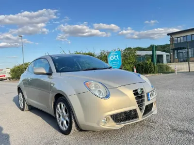 Used Alfa Romeo MiTo Lusso 95 HP (69 kW) 2010 White Hatchback