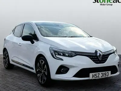 Used Renault Clio Techno 143 HP (105 kW) 2025 White Hatchback