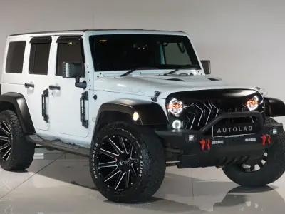 Used Jeep Wrangler 280 HP (205 kW) 2018 White SUV