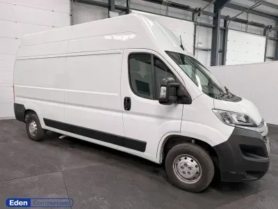 Begagnad Citroën Relay 140 HK (102 kW) 2023 Vit Van