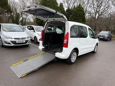 Used Citroën Berlingo VTR Sport 90 HP (66 kW) 2011 White MPV