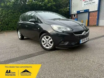 Usado Vauxhall Corsa Design Edition 90 HP (66 kW) 2016 Preto Citadino